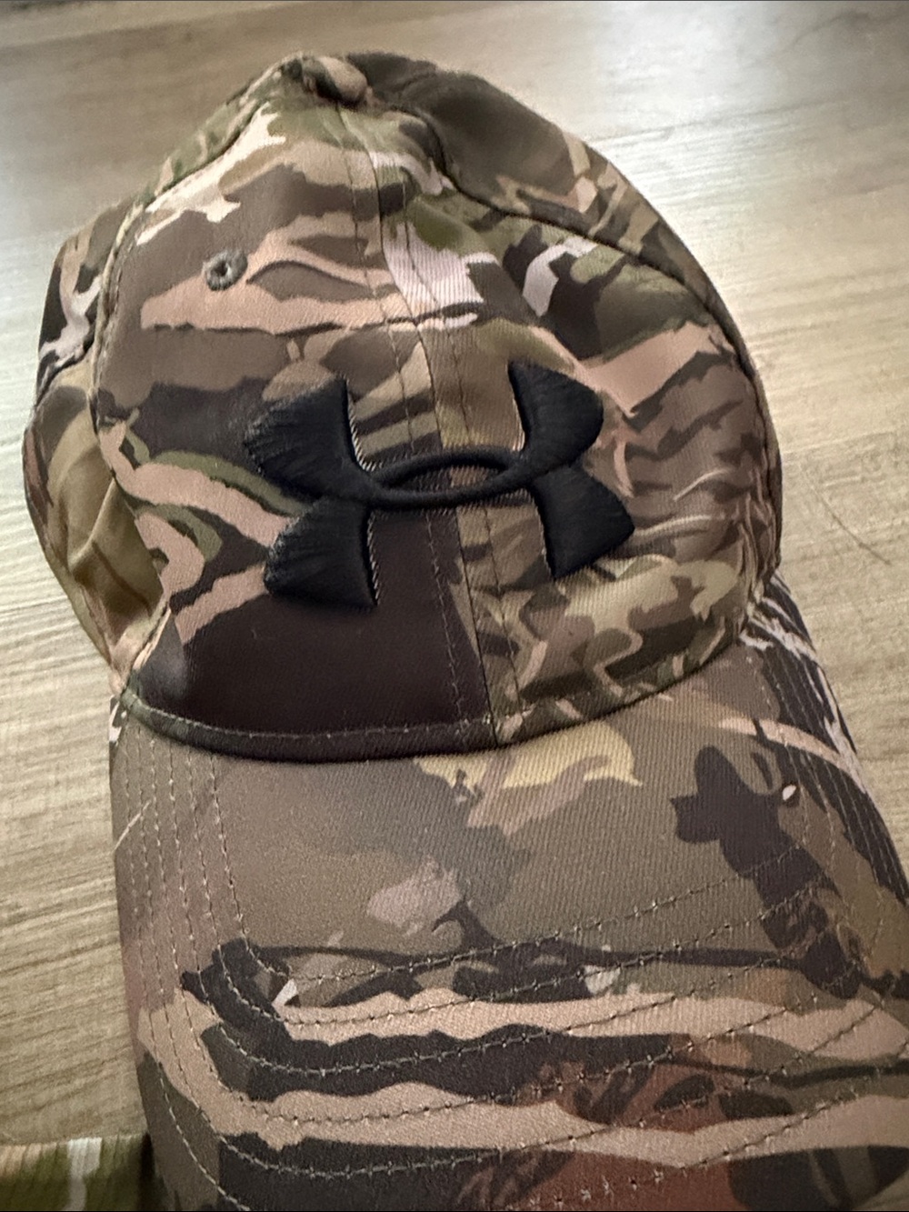 Under Armour Women’s Threadborne Ridge Reaper Forest Camo Shirt Hat Neck Gaiter - Picture 3 of 7